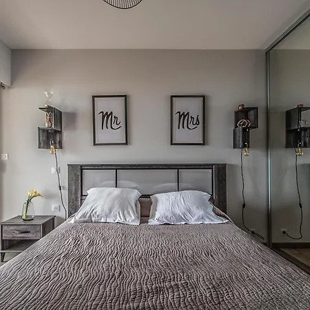 Lantivy Apartment